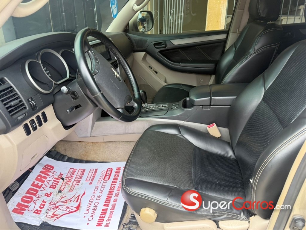 2005 Toyota 4 Runner — foto 2 / 12