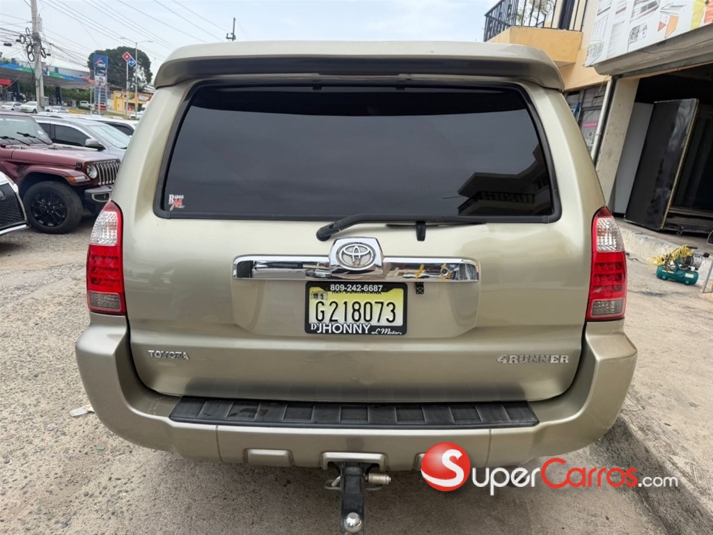 2005 Toyota 4 Runner — foto 7 / 12