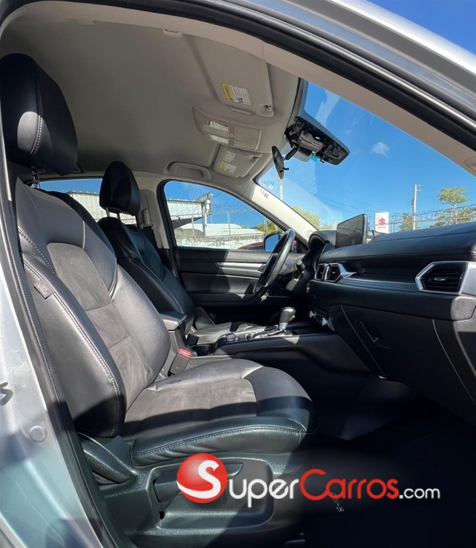 2021 Mazda CX-5 Touring — foto 9 / 12