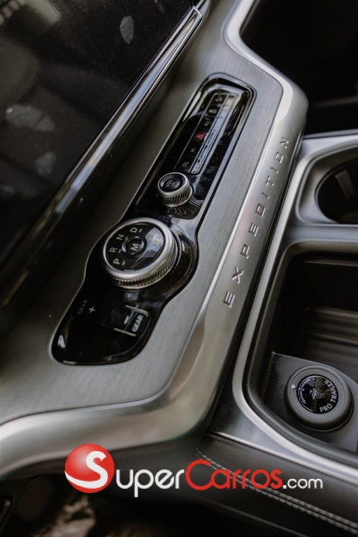 2026 Ford Expedition Platinum — foto 3 / 11
