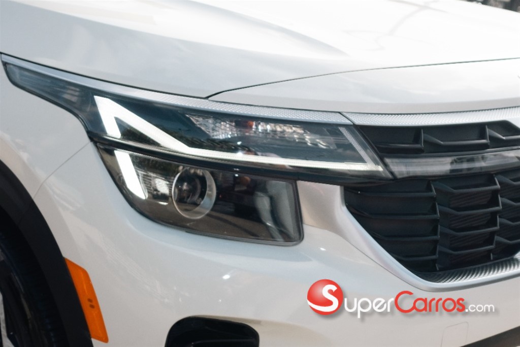 2025 Kia Seltos — foto 6 / 10