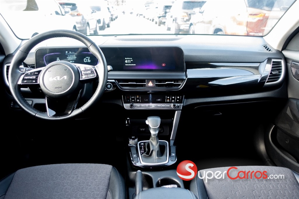 2025 Kia Seltos — foto 9 / 10