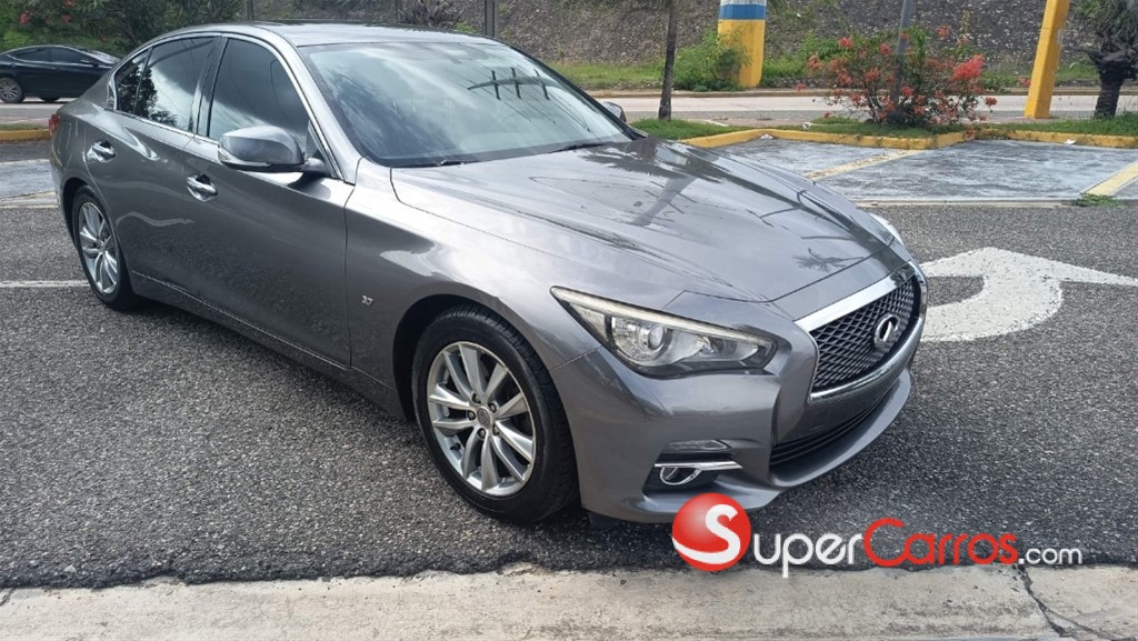2016 Infiniti Q-50 — foto 3 / 10