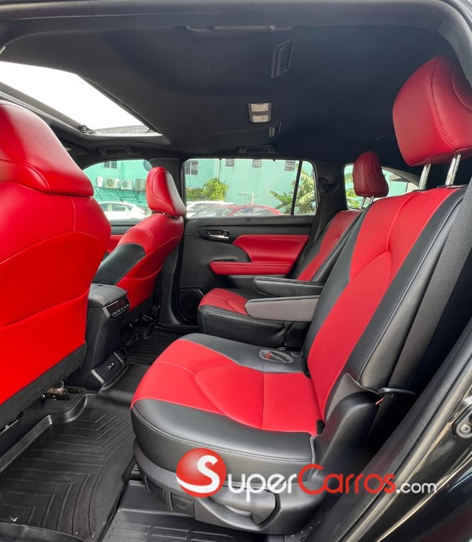 2021 Toyota Highlander XSE — foto 9 / 12