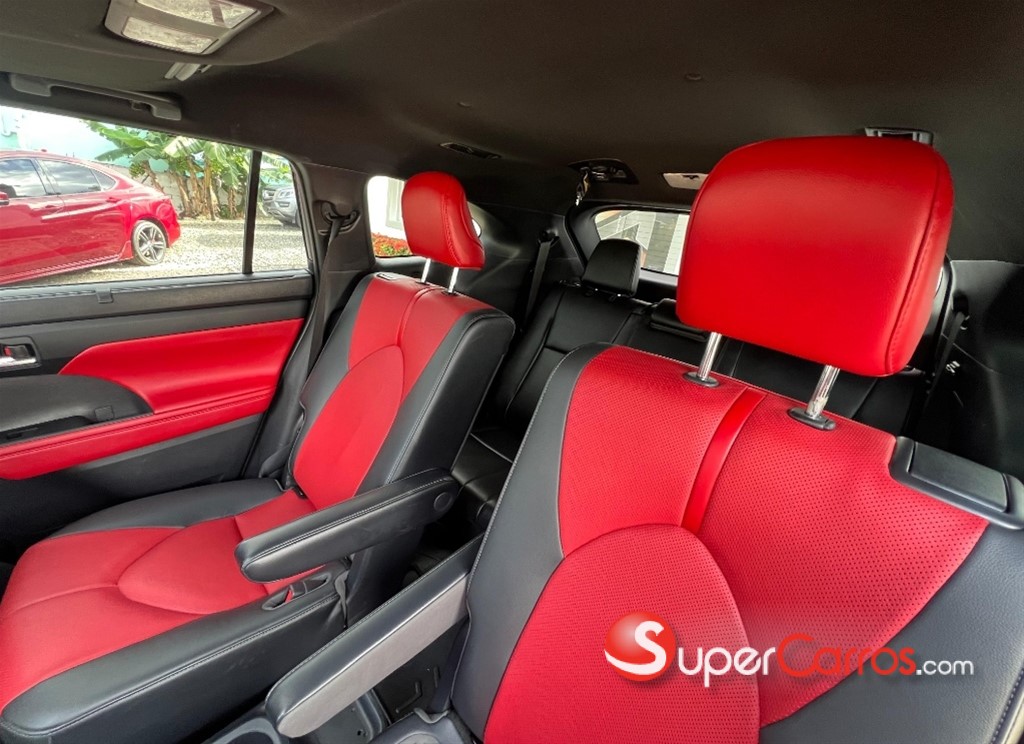 2021 Toyota Highlander XSE — foto 10 / 12