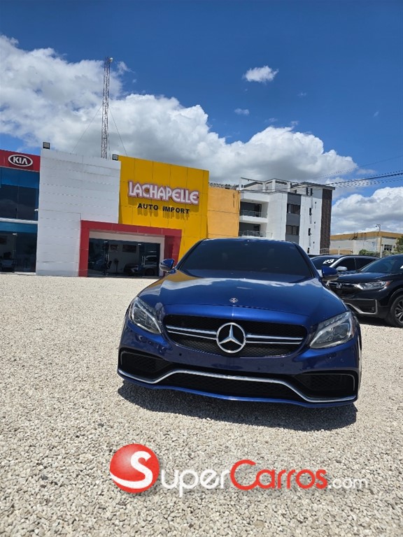 2019 Mercedes-Benz Clase C 300 — foto 2 / 10