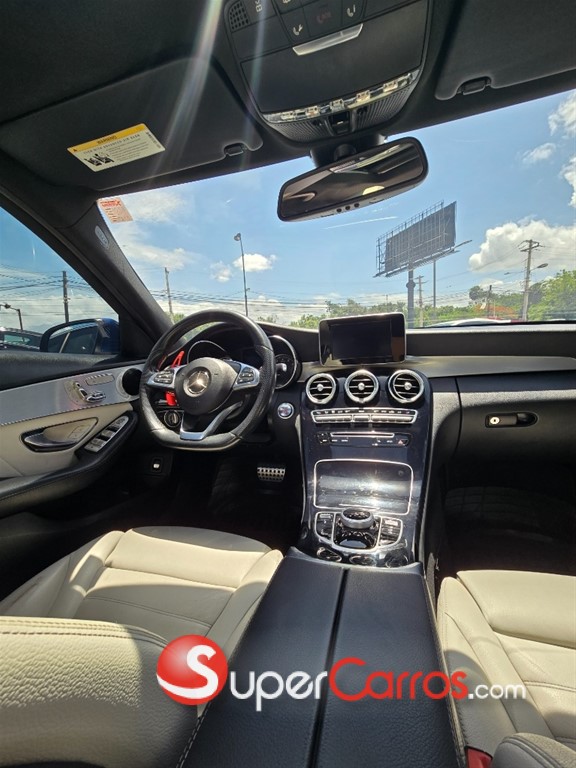 2019 Mercedes-Benz Clase C 300 — foto 8 / 10