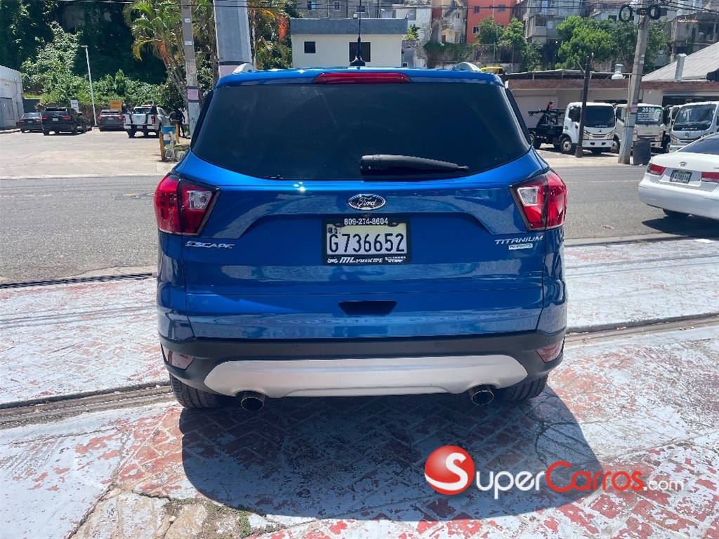 2019 Ford Escape Titanium Ecoboost — foto 5 / 12