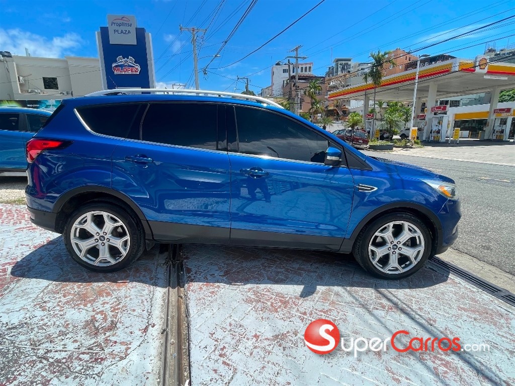 2019 Ford Escape Titanium Ecoboost — foto 7 / 12