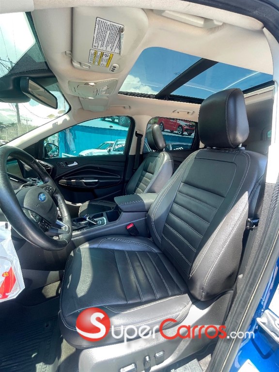 2019 Ford Escape Titanium Ecoboost — foto 9 / 12