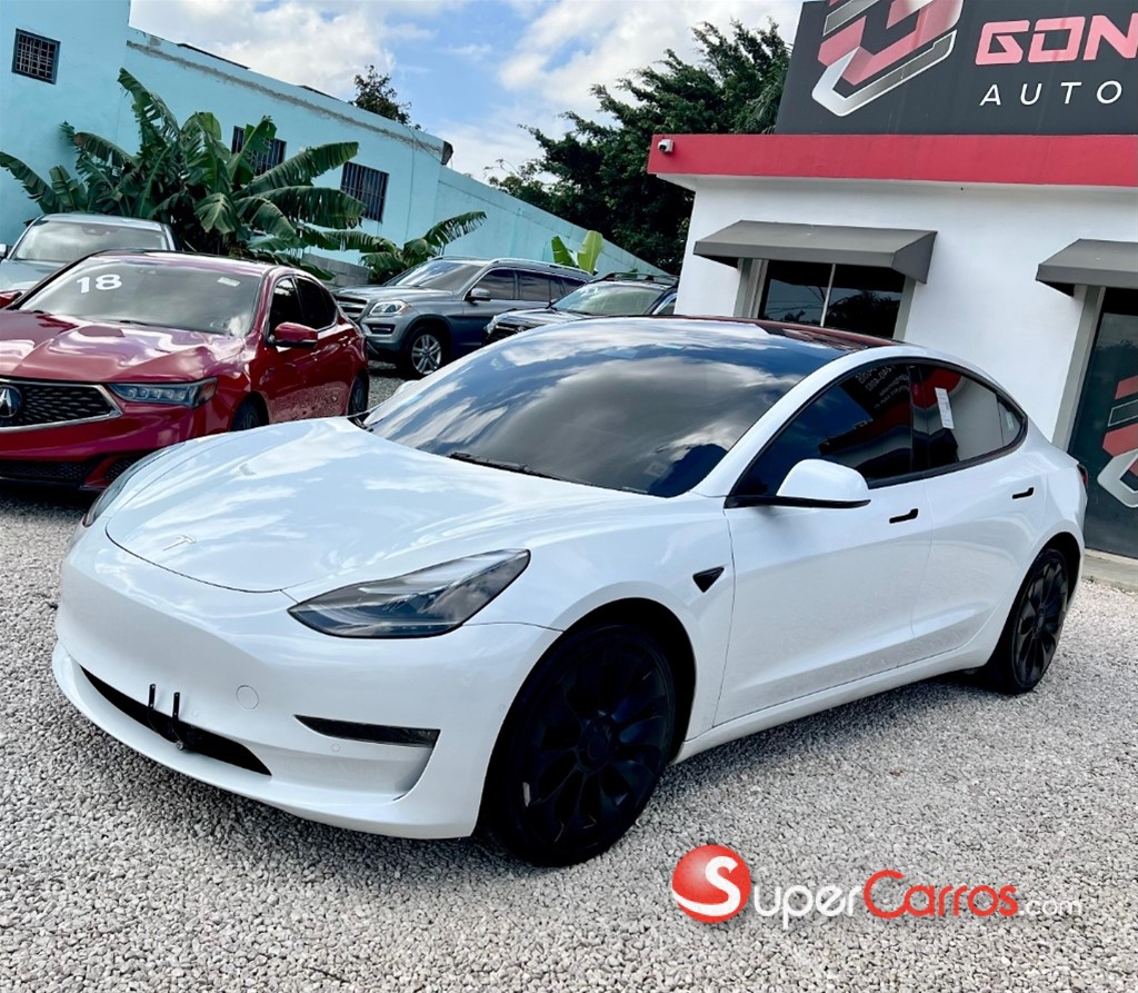 2022 Tesla Model 3 Long Range — foto 5 / 12
