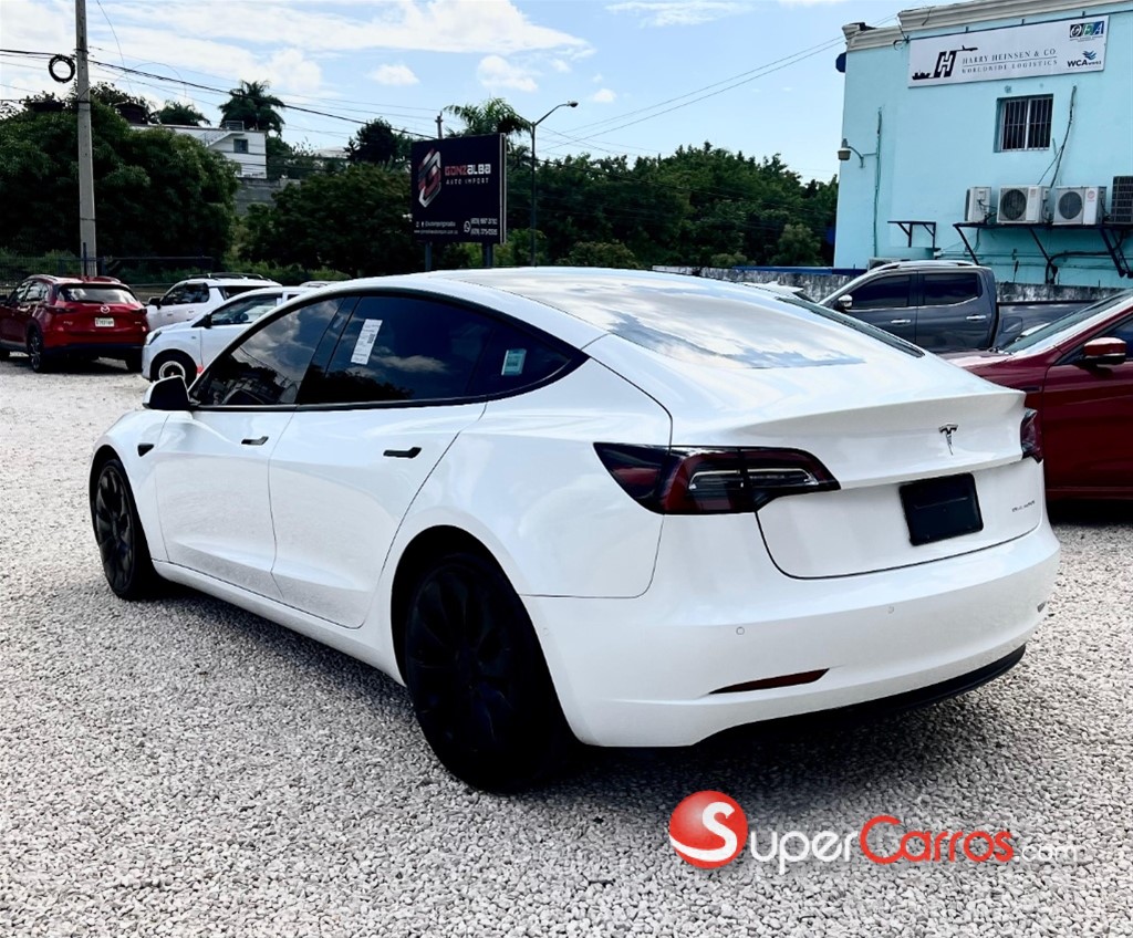 2022 Tesla Model 3 Long Range — foto 7 / 12