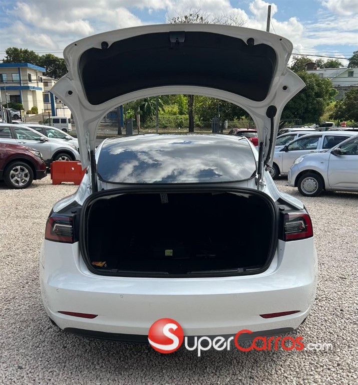 2022 Tesla Model 3 Long Range — foto 10 / 12