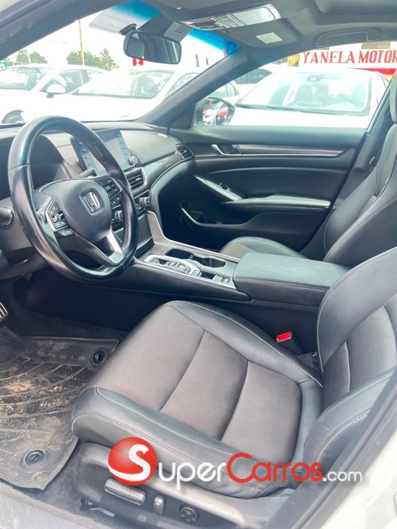 2021 Honda Accord Sport 2.0T — foto 8 / 10