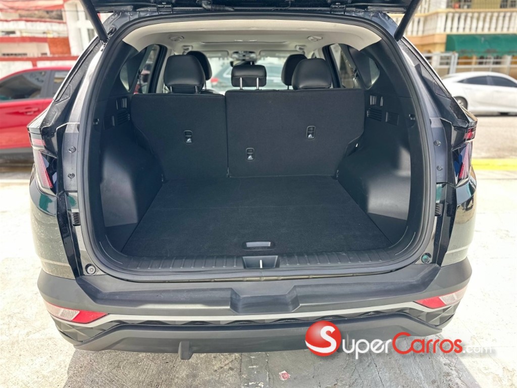 2024 Hyundai Tucson SEL Plus — foto 10 / 12