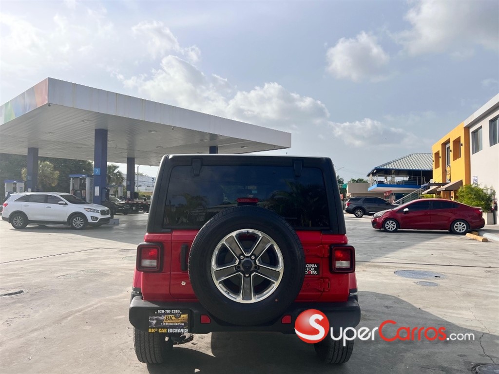 2020 Jeep Wrangler Sahara Unlimited — foto 4 / 8