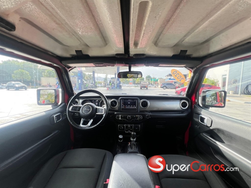 2020 Jeep Wrangler Sahara Unlimited — foto 7 / 8