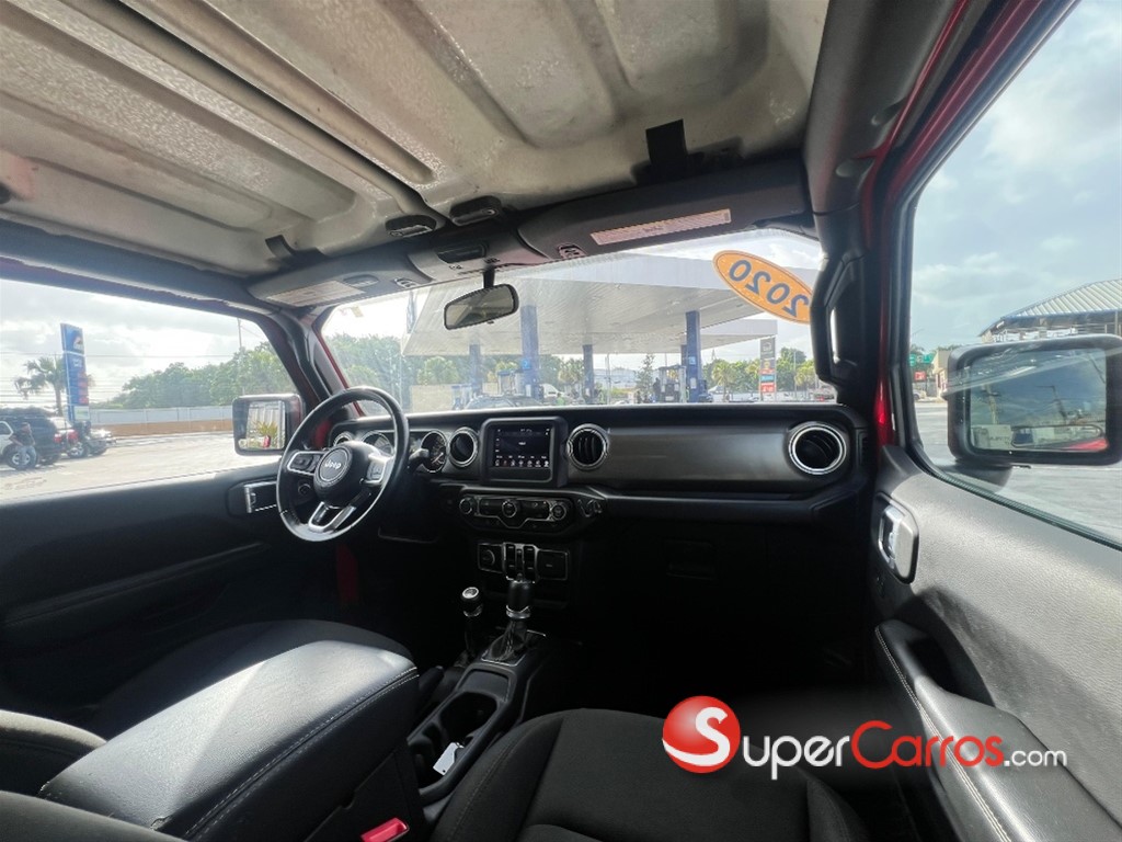 2020 Jeep Wrangler Sahara Unlimited — foto 8 / 8