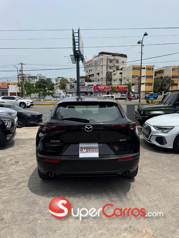 2021 Mazda CX-30 — foto 10 / 12