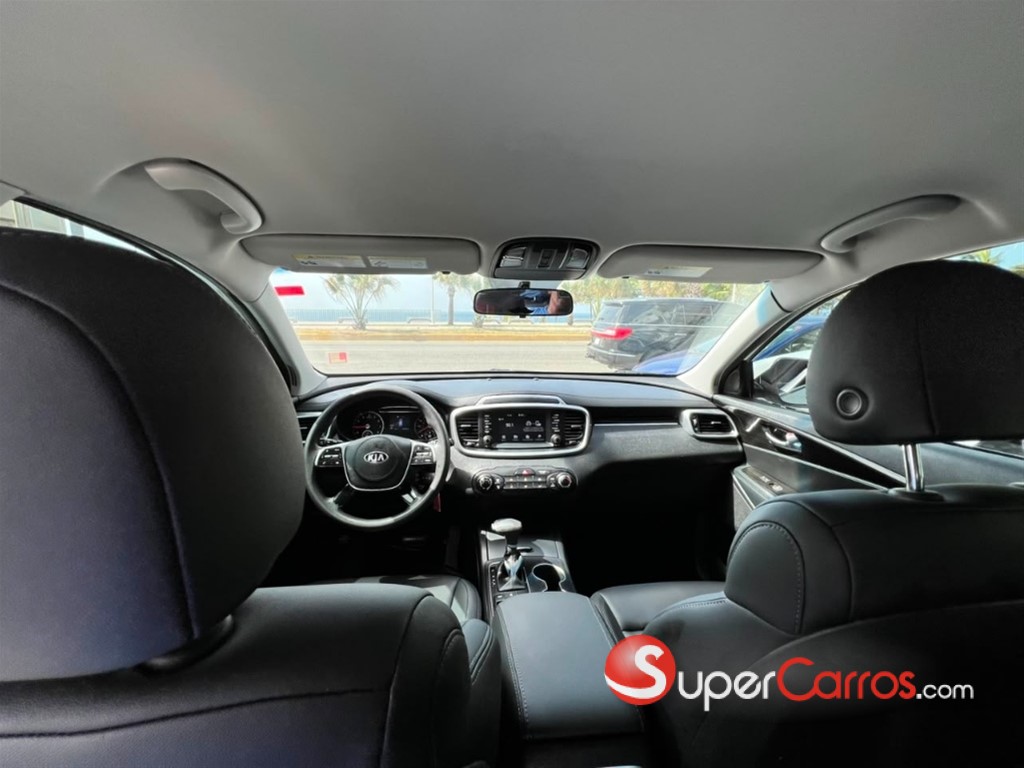 2020 Kia Sorento LX — foto 10 / 12