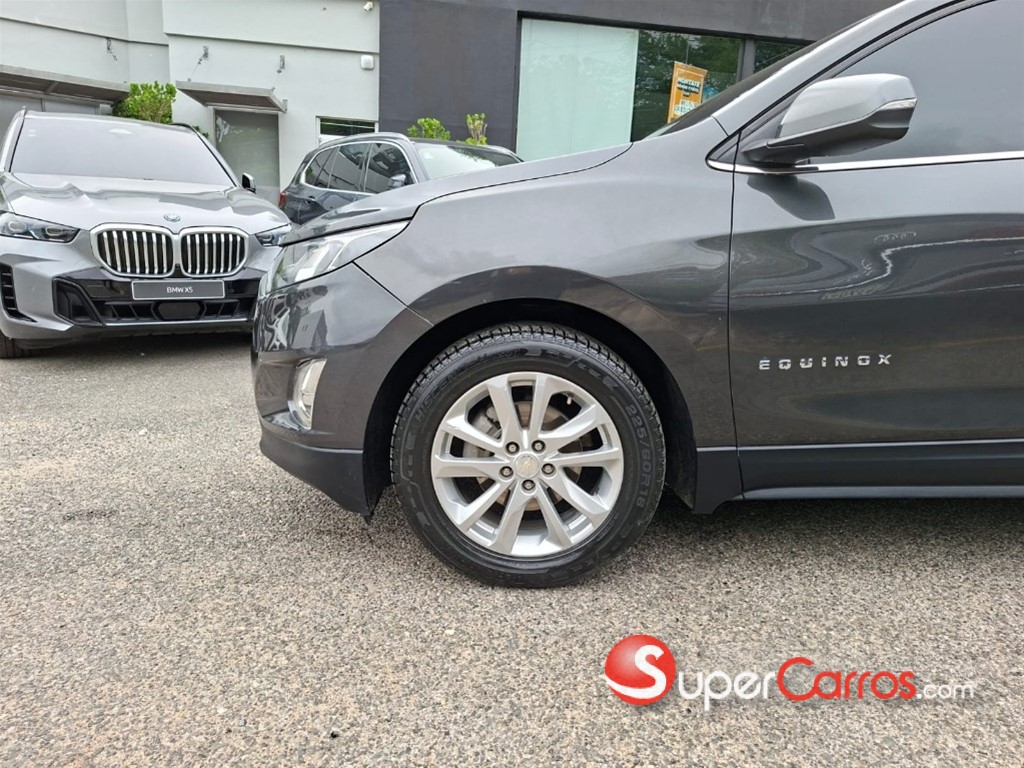 2020 Chevrolet Equinox LT — foto 2 / 10