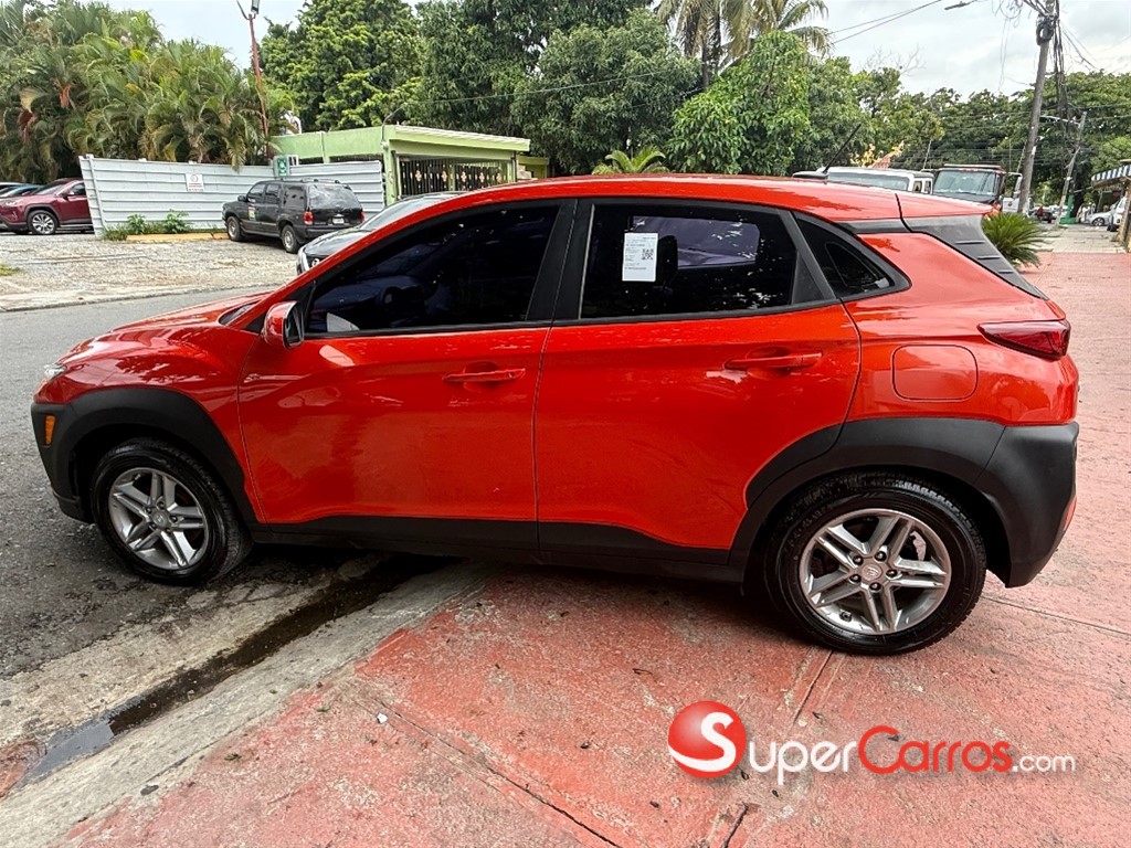2020 Hyundai KONA — foto 8 / 12