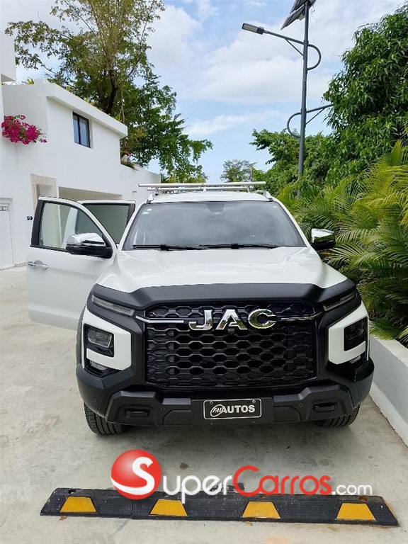 2025 Jac T9