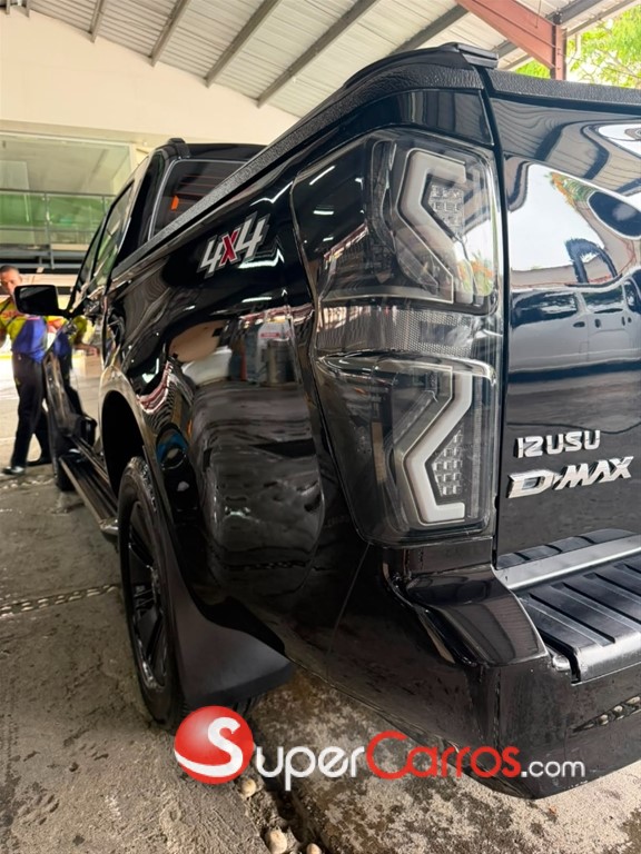 2024 Isuzu DMAX — foto 4 / 12