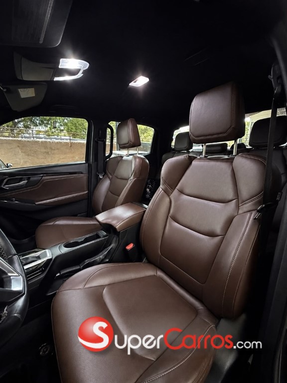 2024 Isuzu DMAX — foto 8 / 12