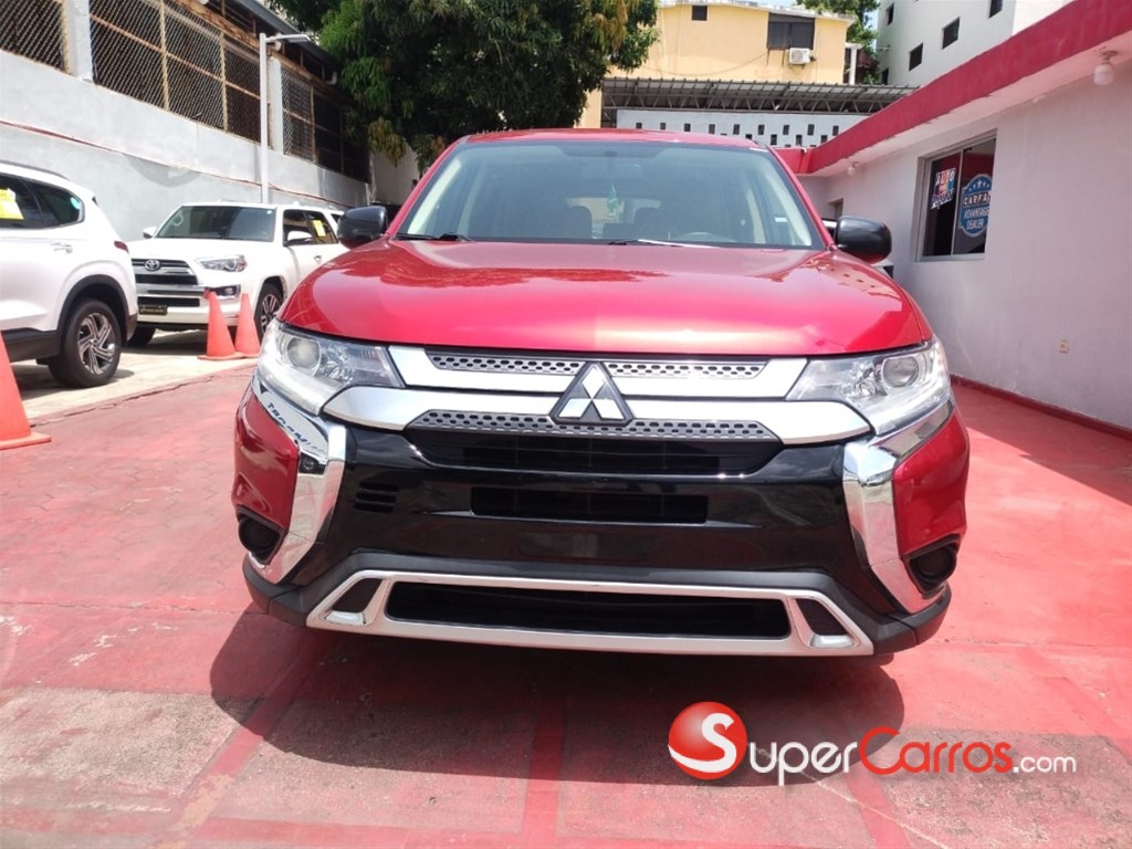 2020 Mitsubishi Motors Outlander SE — foto 10 / 10