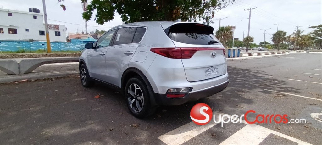 2020 Kia Sportage LX — foto 4 / 12