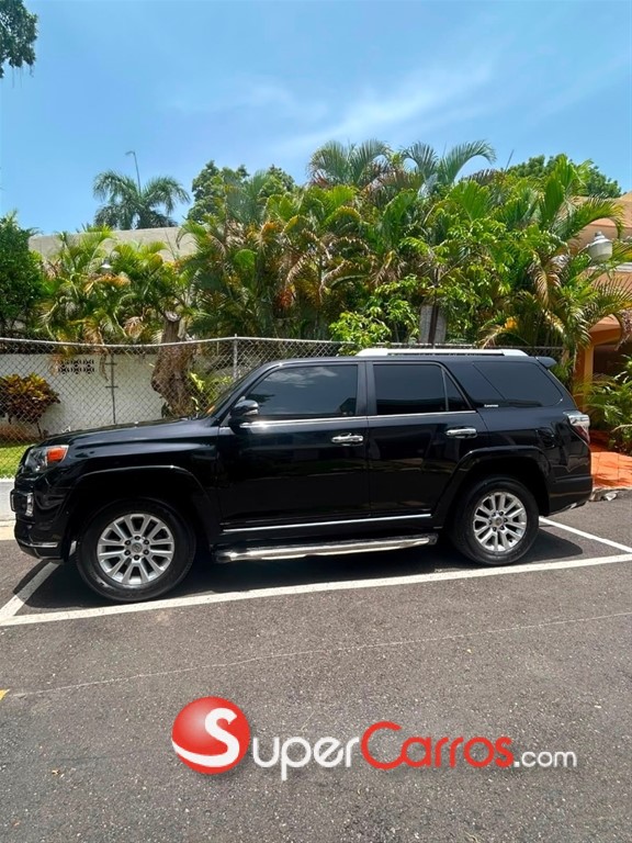 2020 Toyota 4 Runner — foto 3 / 6