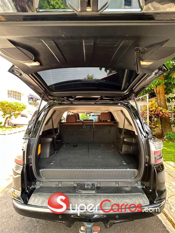 2020 Toyota 4 Runner — foto 4 / 6
