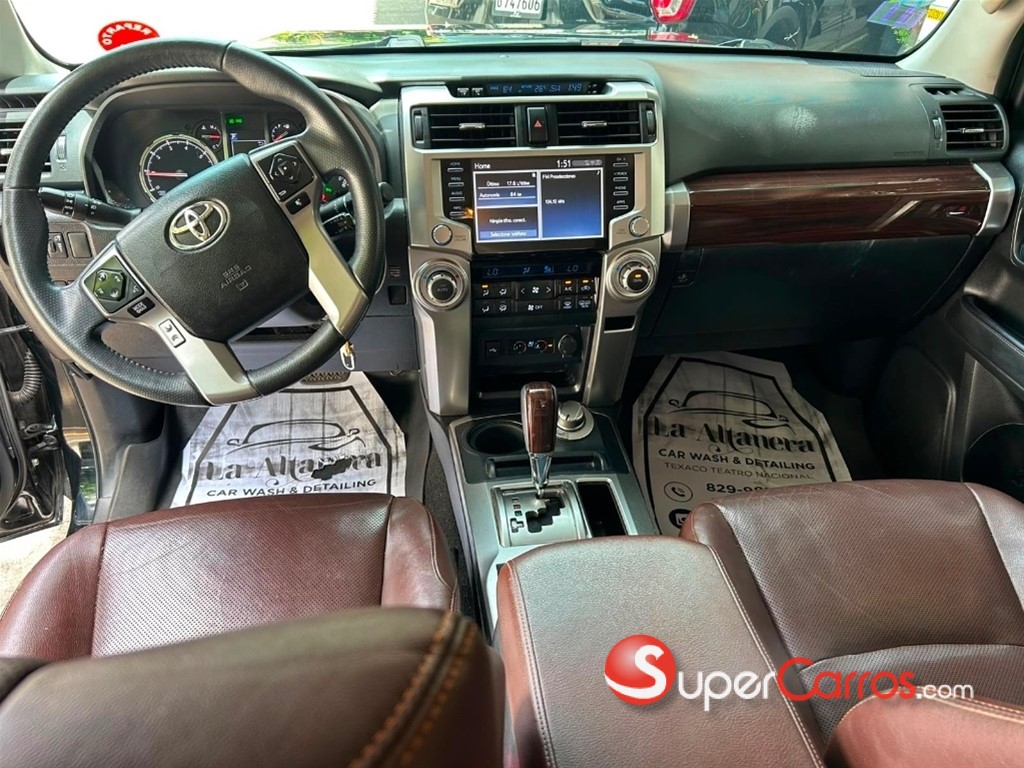 2020 Toyota 4 Runner — foto 5 / 6