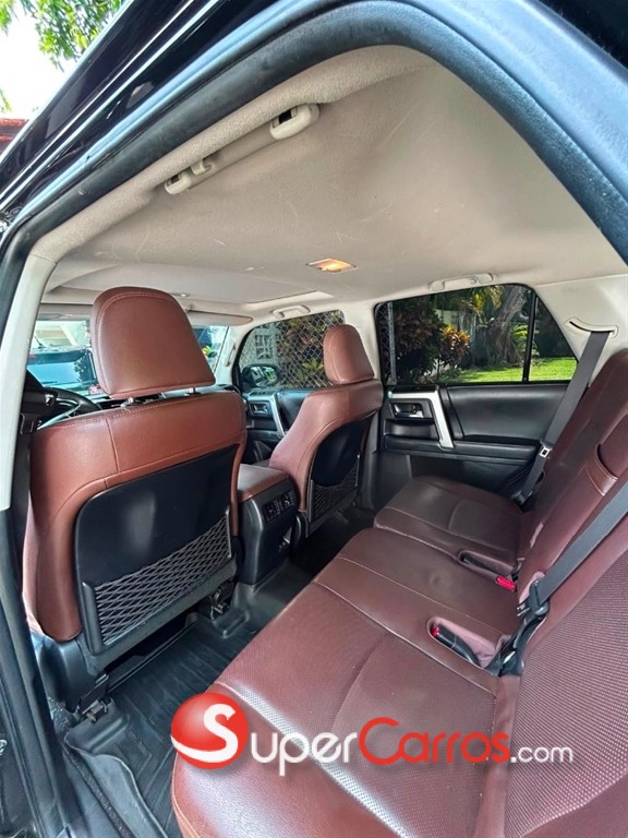 2020 Toyota 4 Runner — foto 6 / 6