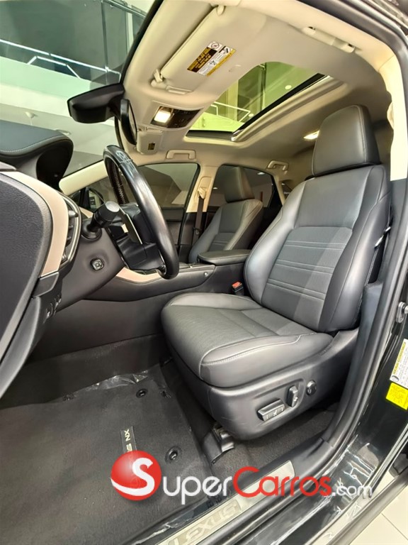 2020 Lexus NX 300 — foto 6 / 12