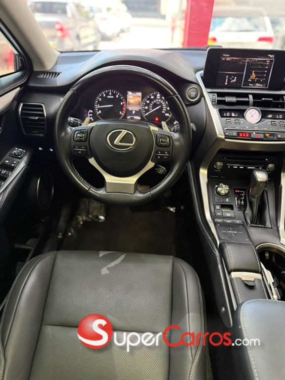 2020 Lexus NX 300 — foto 7 / 12