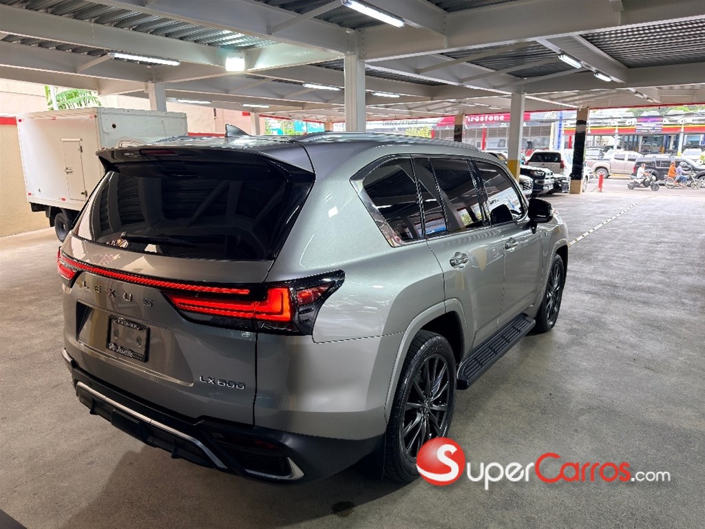2022 Lexus LX 600 F Sport — foto 4 / 12