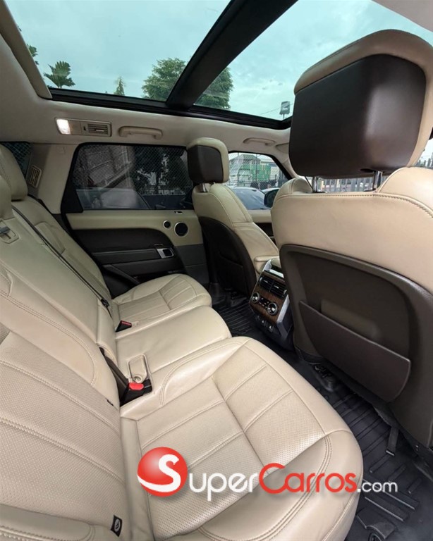 2018 Land Rover Range Rover Sport HSE — foto 9 / 10