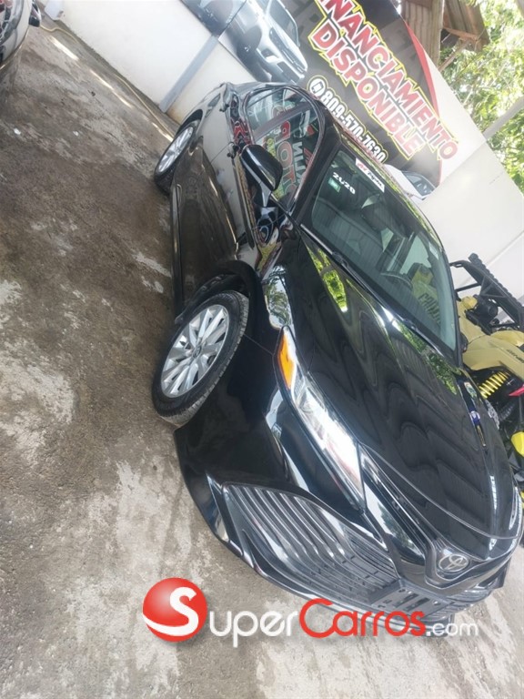2020 Toyota Camry LE