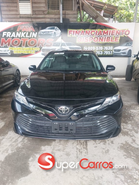 2020 Toyota Camry LE — foto 3 / 10