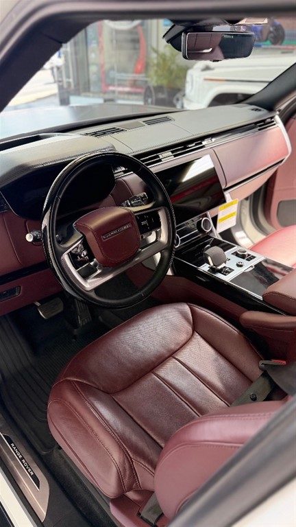 2023 Land Rover Range Rover Vogue — foto 7 / 12