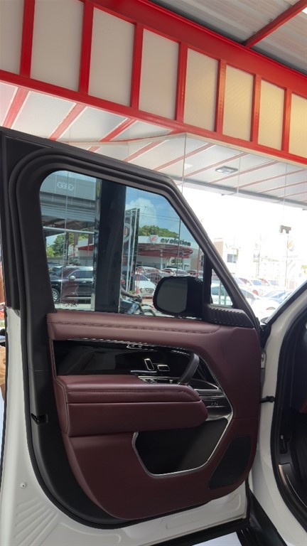2023 Land Rover Range Rover Vogue — foto 11 / 12