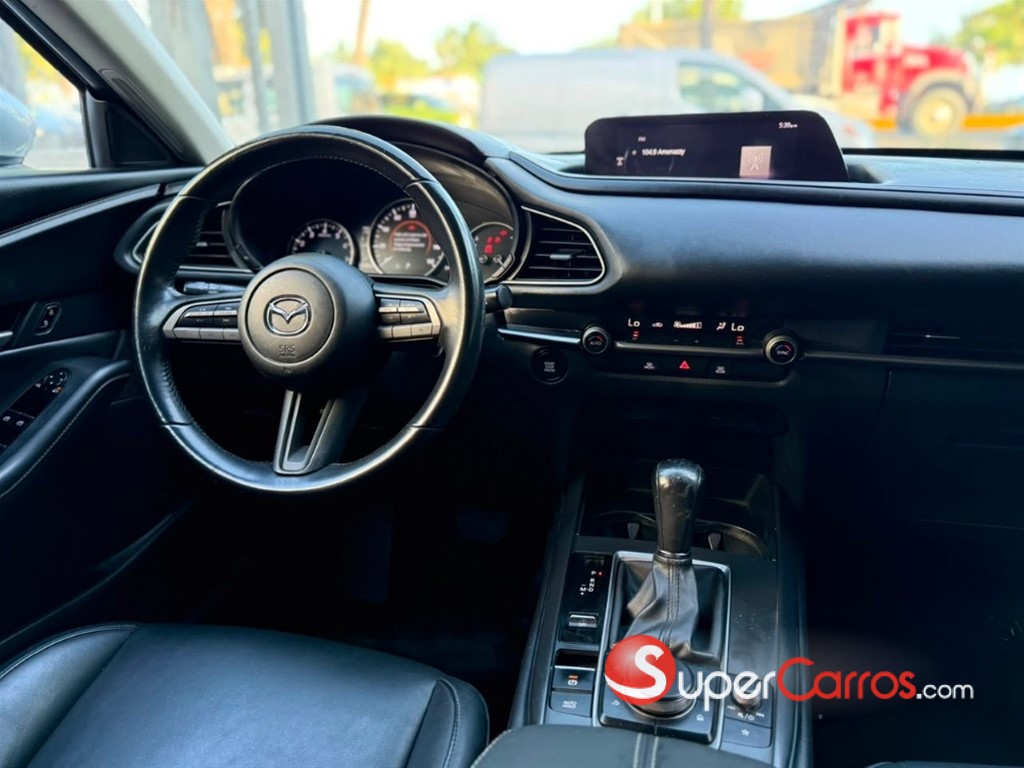 2021 Mazda CX-30 — foto 9 / 12