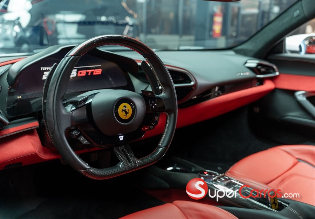 2024 Ferrari 296 GTB — foto 3 / 10