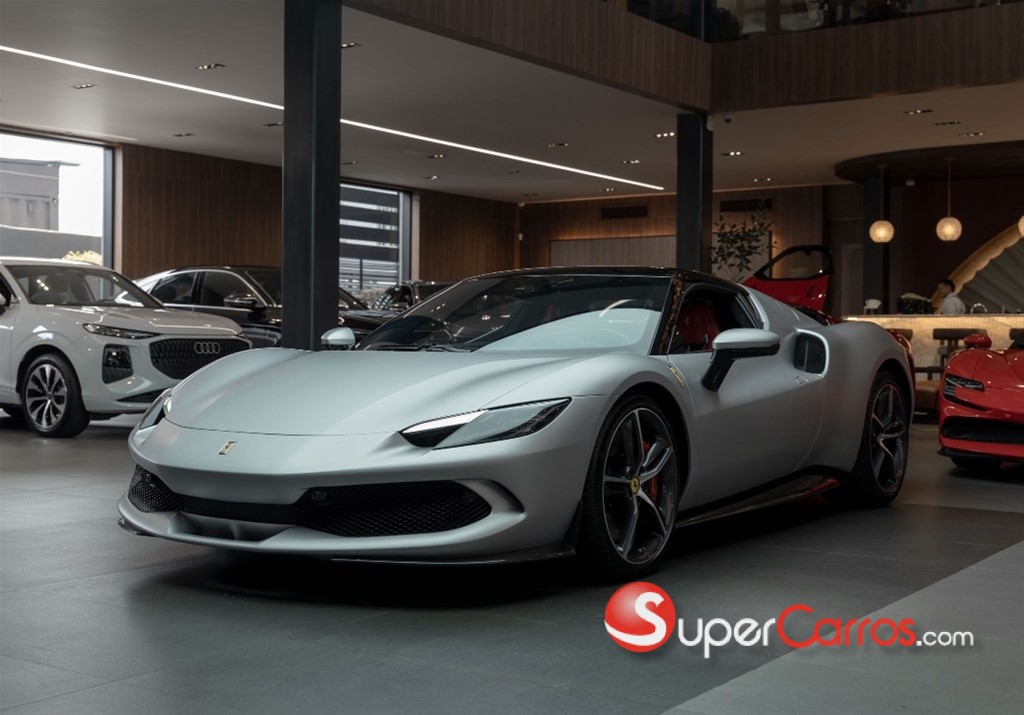 2024 Ferrari 296 GTB — foto 9 / 10
