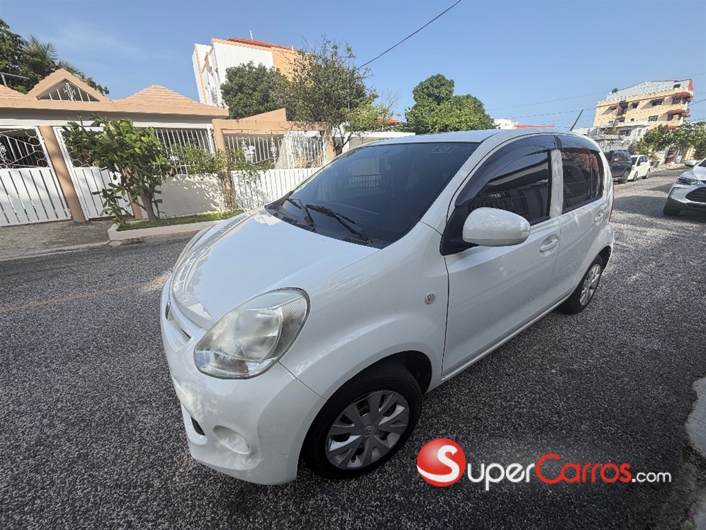 2016 Toyota Passo — foto 3 / 9