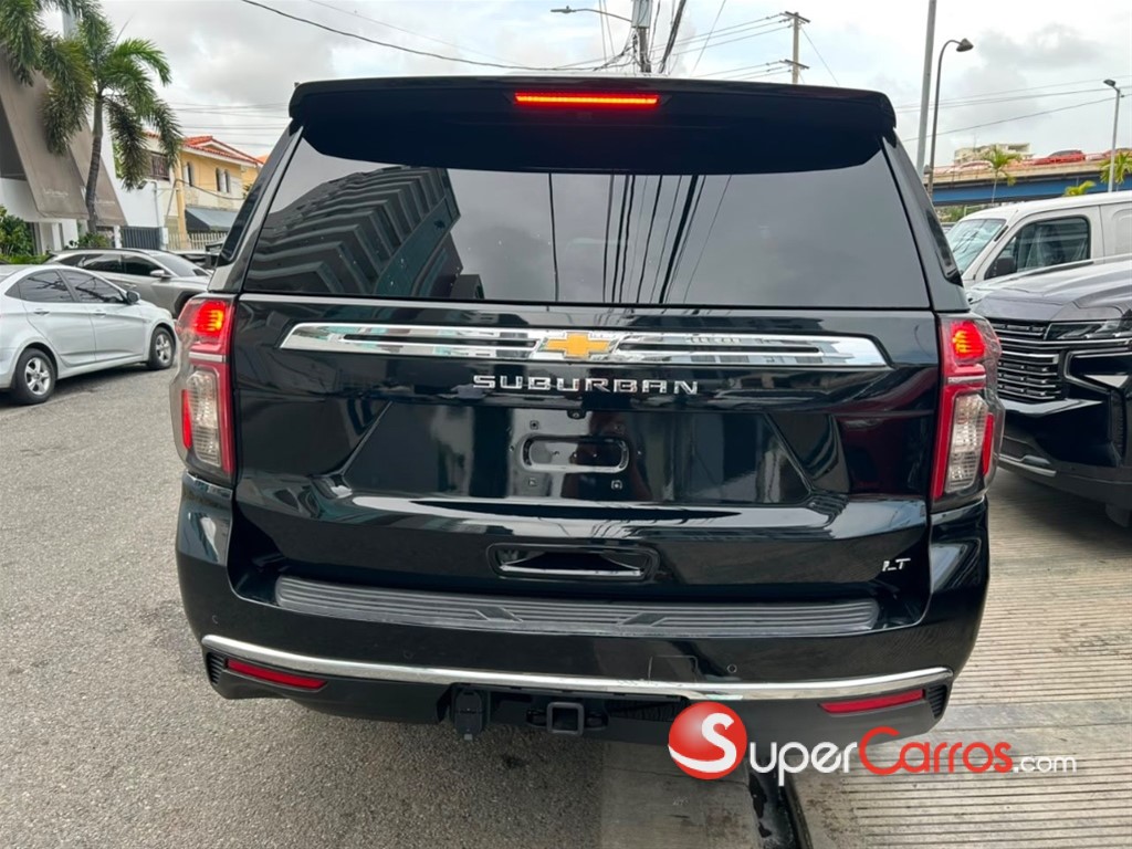 2021 Chevrolet Suburban LT — foto 6 / 12