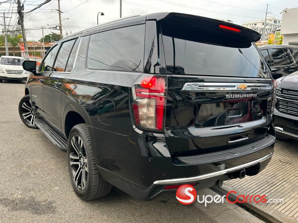 2021 Chevrolet Suburban LT — foto 7 / 12
