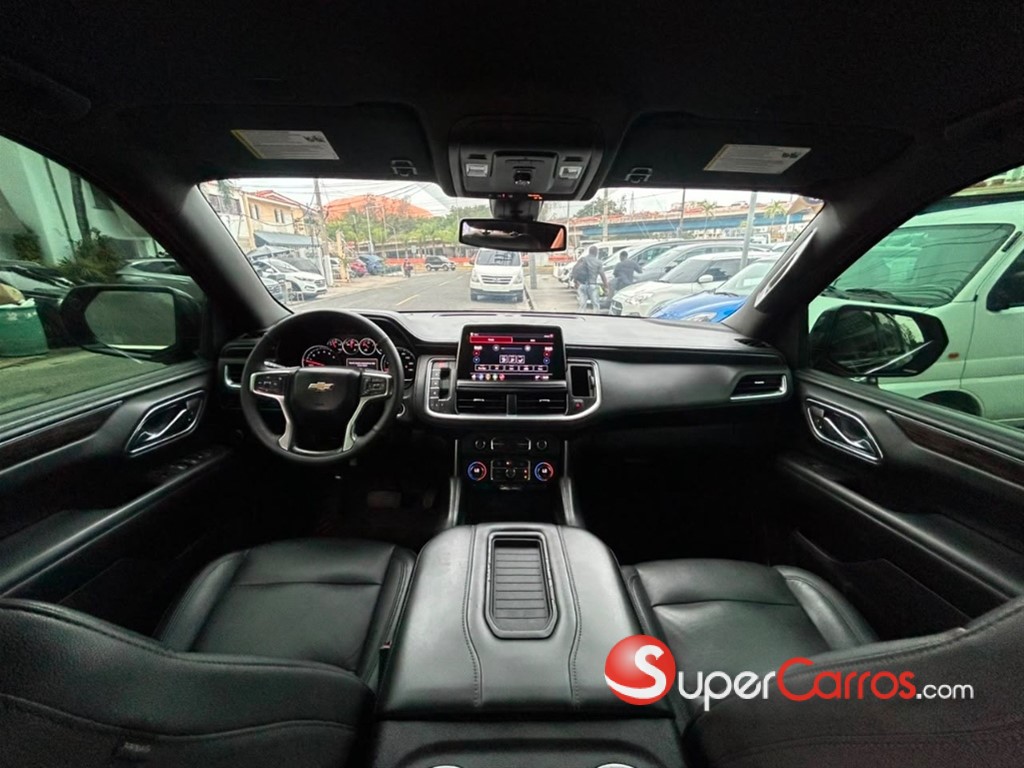 2021 Chevrolet Suburban LT — foto 8 / 12